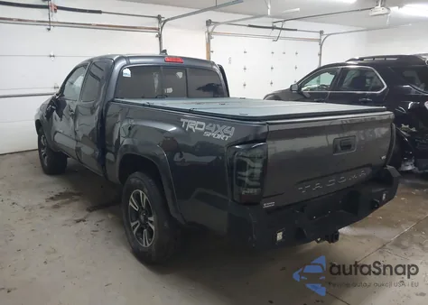 2018 Toyota Tacoma Trd Sport z USA, uszkodzony, nr VIN 5TFSZ5AN9JX150302